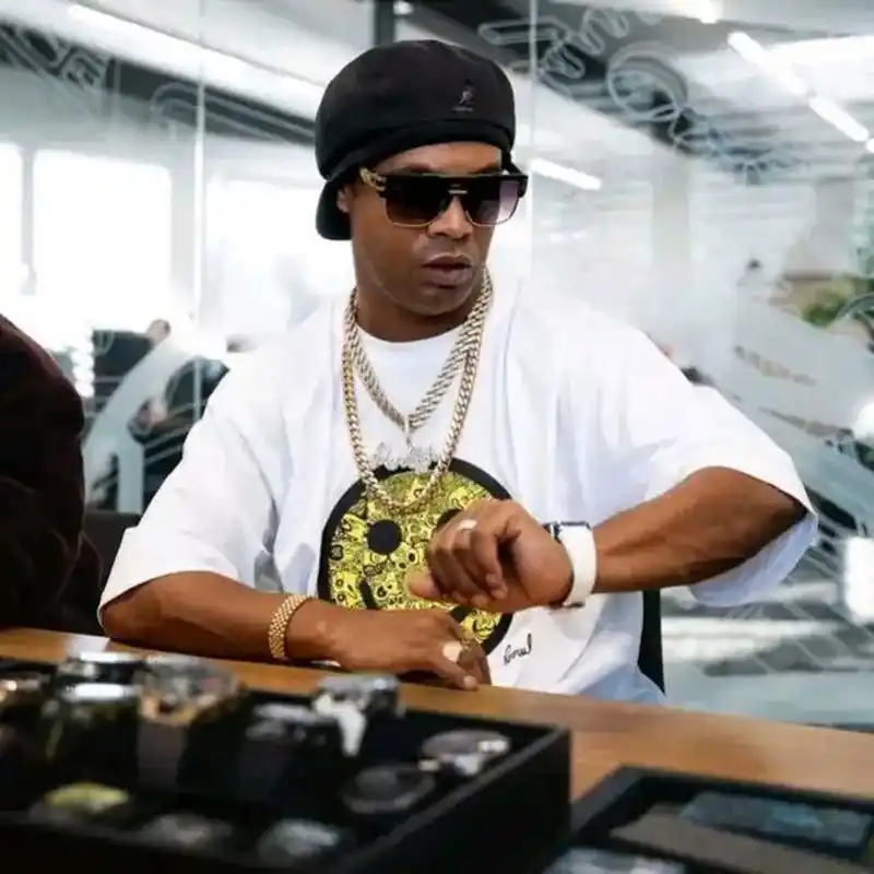 基地成为众 基地成为众